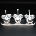 52551 - PLAIN RECT. TRAY WITH 3/BOWL & 3 SPOONS